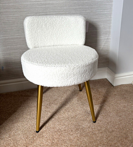 Living and home white boucle - home,